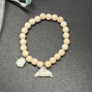 Effy Elegant Cream Beaded Whale Bracelet